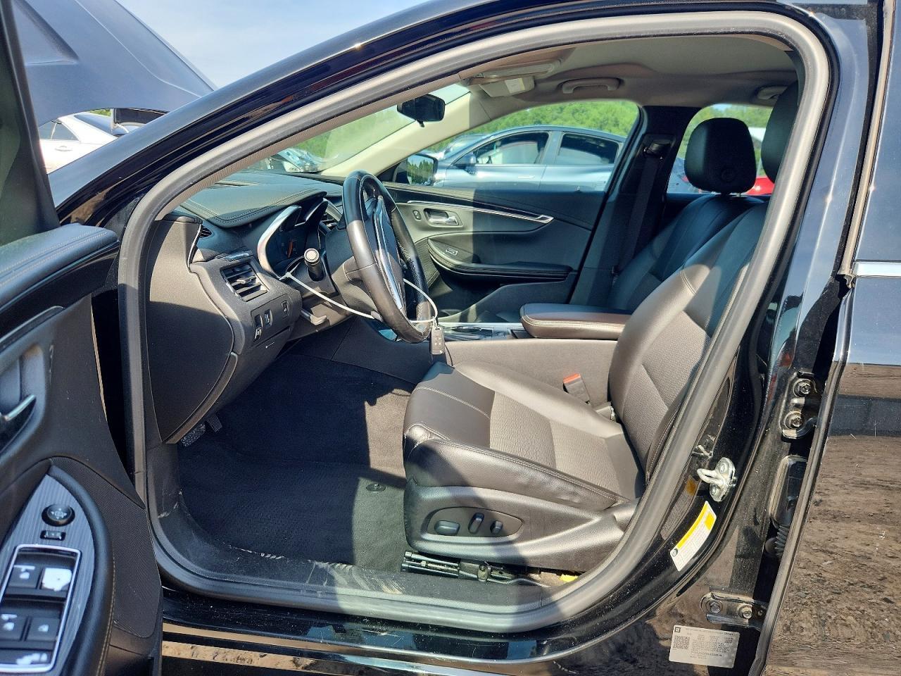 2019 Chevrolet Impala Lt - zdjęcie 7