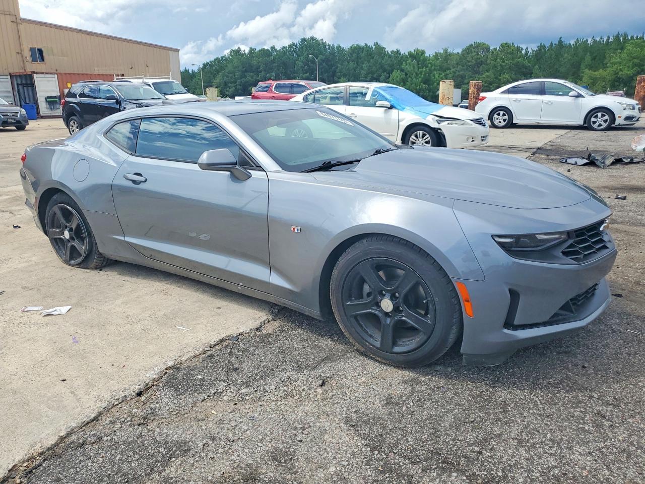 2019 Chevrolet Camaro Ls - zdjęcie 4