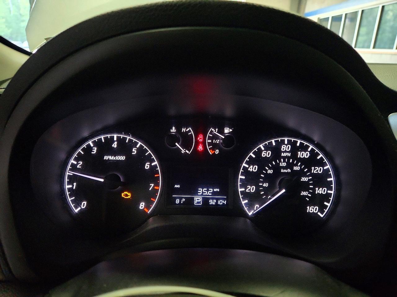 2013 Nissan Sentra S - zdjęcie 9