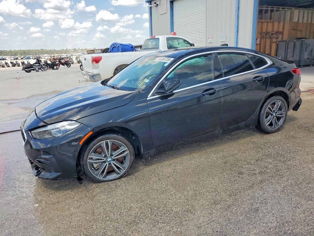 2024 BMW 228I - zdjęcie główne