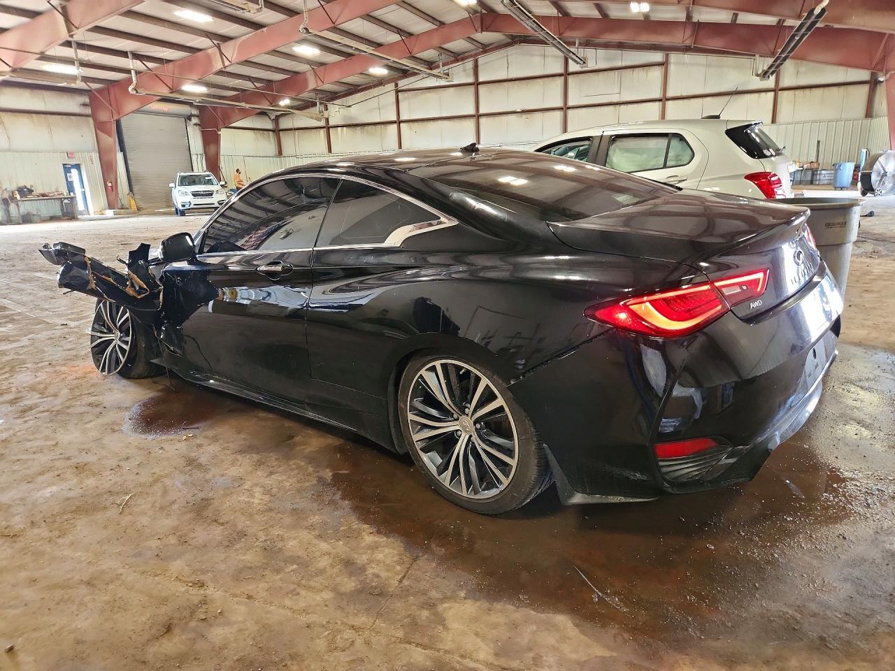 2018 Infiniti Q60 3.0T Luxe - zdjęcie 2