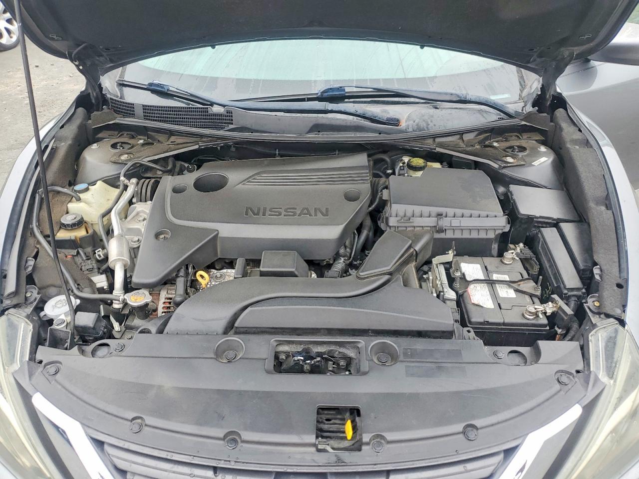 2017 Nissan Altima 2.5 Sr - zdjęcie 11