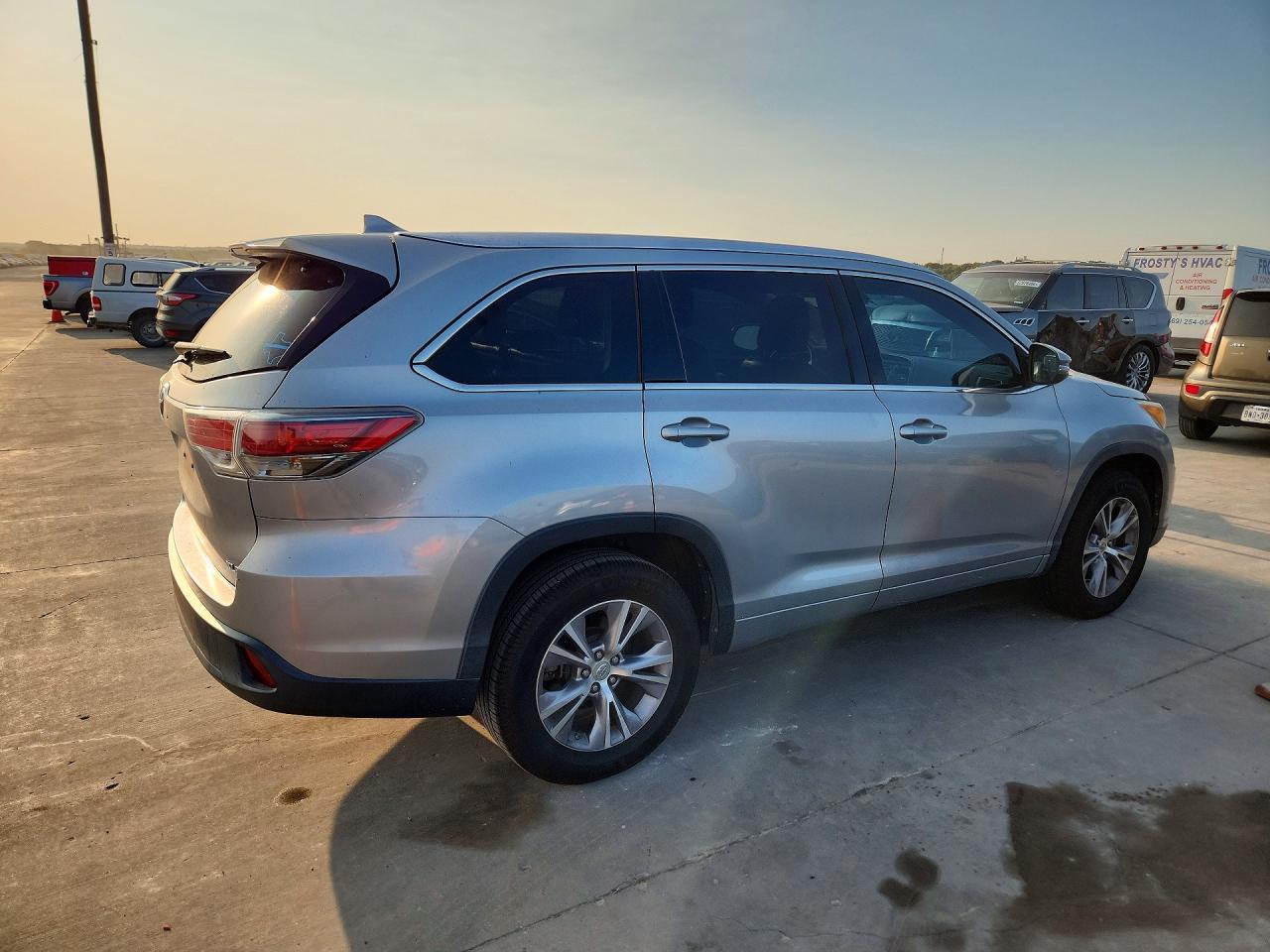 2015 Toyota Highlander Xle - zdjęcie 3
