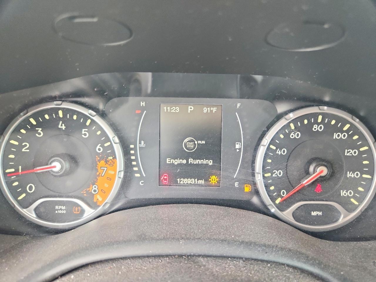 2016 Jeep Renegade Latitude - zdjęcie 9