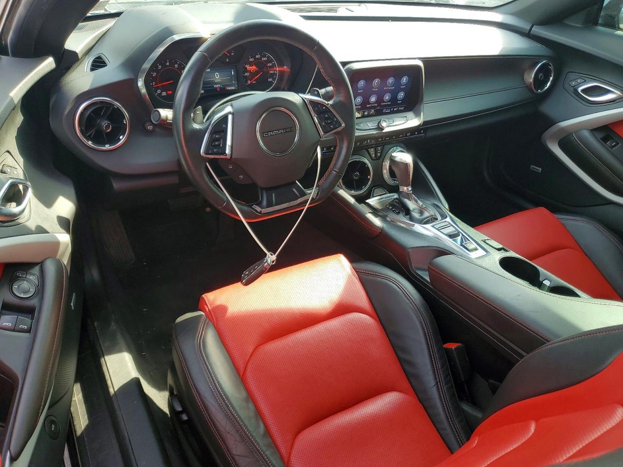 2024 Chevrolet Camaro Lt - zdjęcie 8