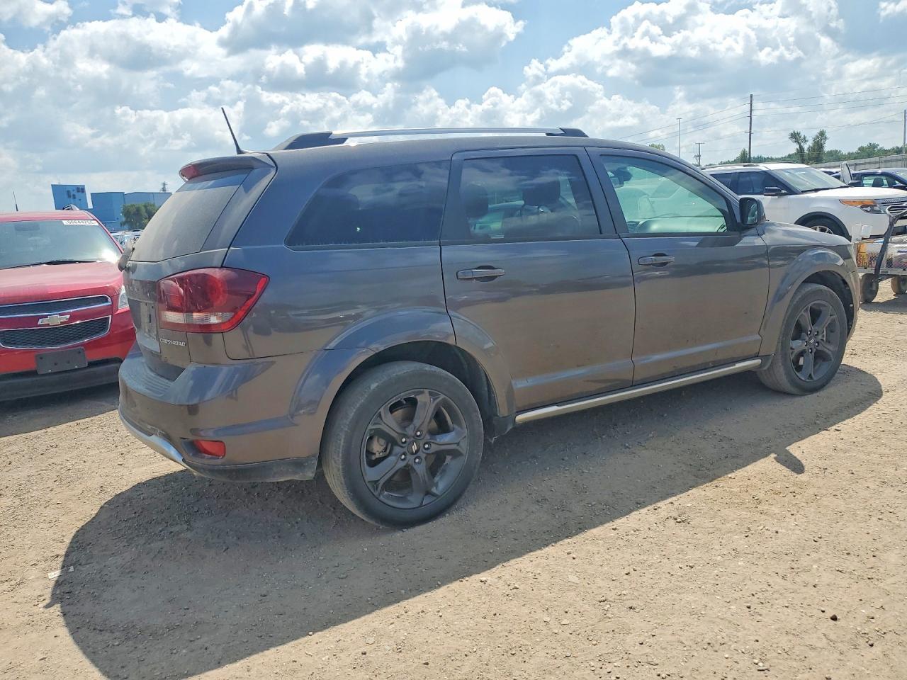 2019 Dodge Journey Crossroad - zdjęcie 3