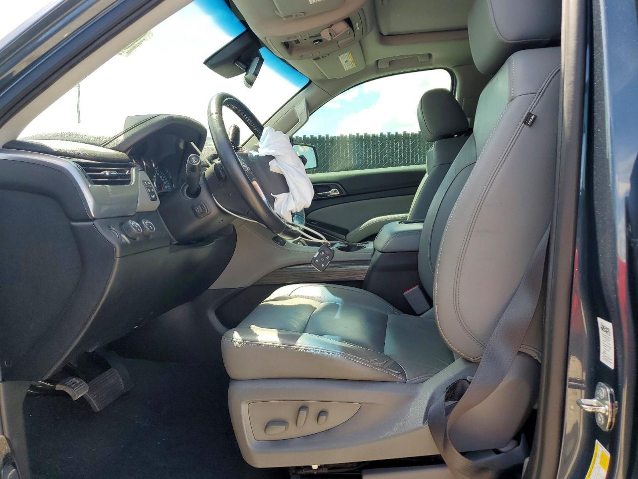 2020 Chevrolet Tahoe K1500 Lt - zdjęcie 7