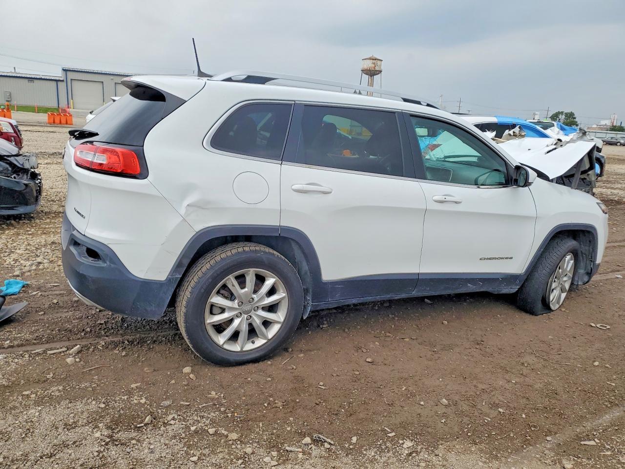 2016 Jeep Cherokee Limited - zdjęcie 3