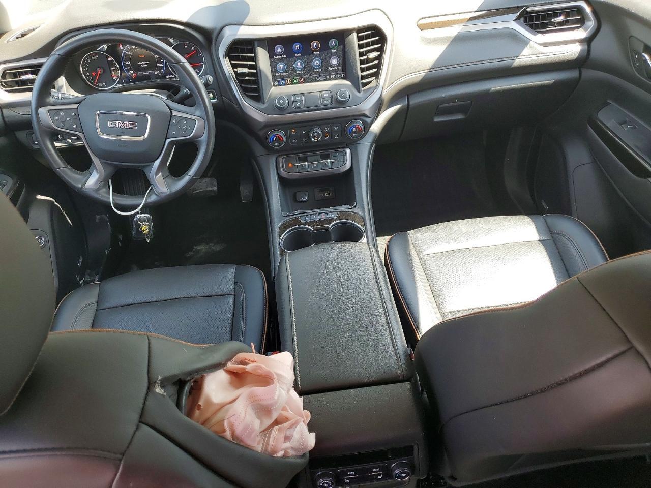 2022 GMC Acadia At4 - zdjęcie 8