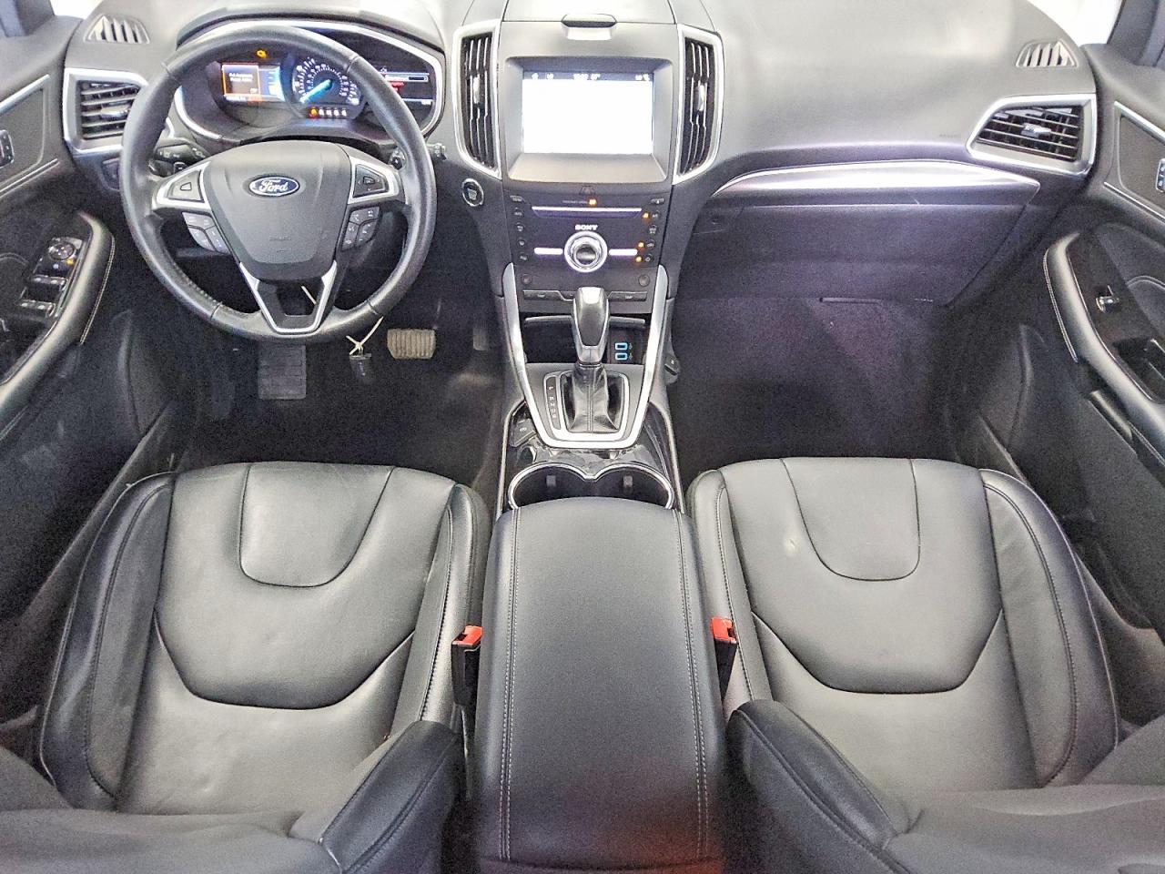 2018 Ford Edge Titanium - zdjęcie 8