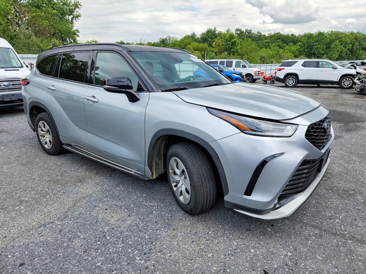 2021 Toyota Highlander Xse - zdjęcie 4