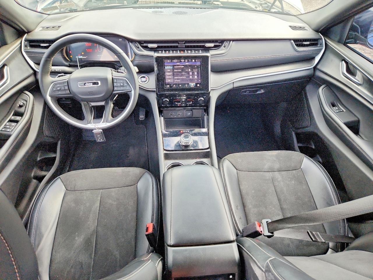2024 Jeep Grand Cherokee L Laredo - zdjęcie 8