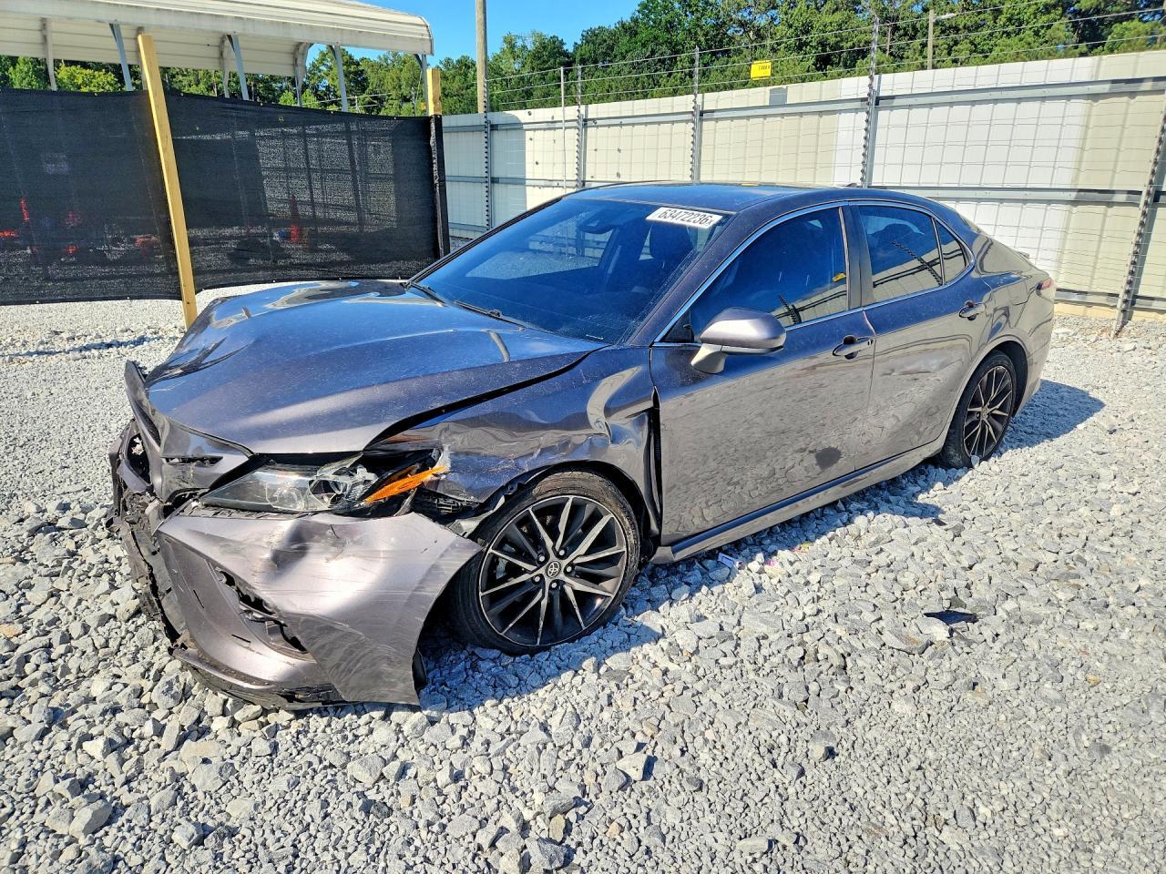 2021 Toyota Camry Se - zdjęcie główne