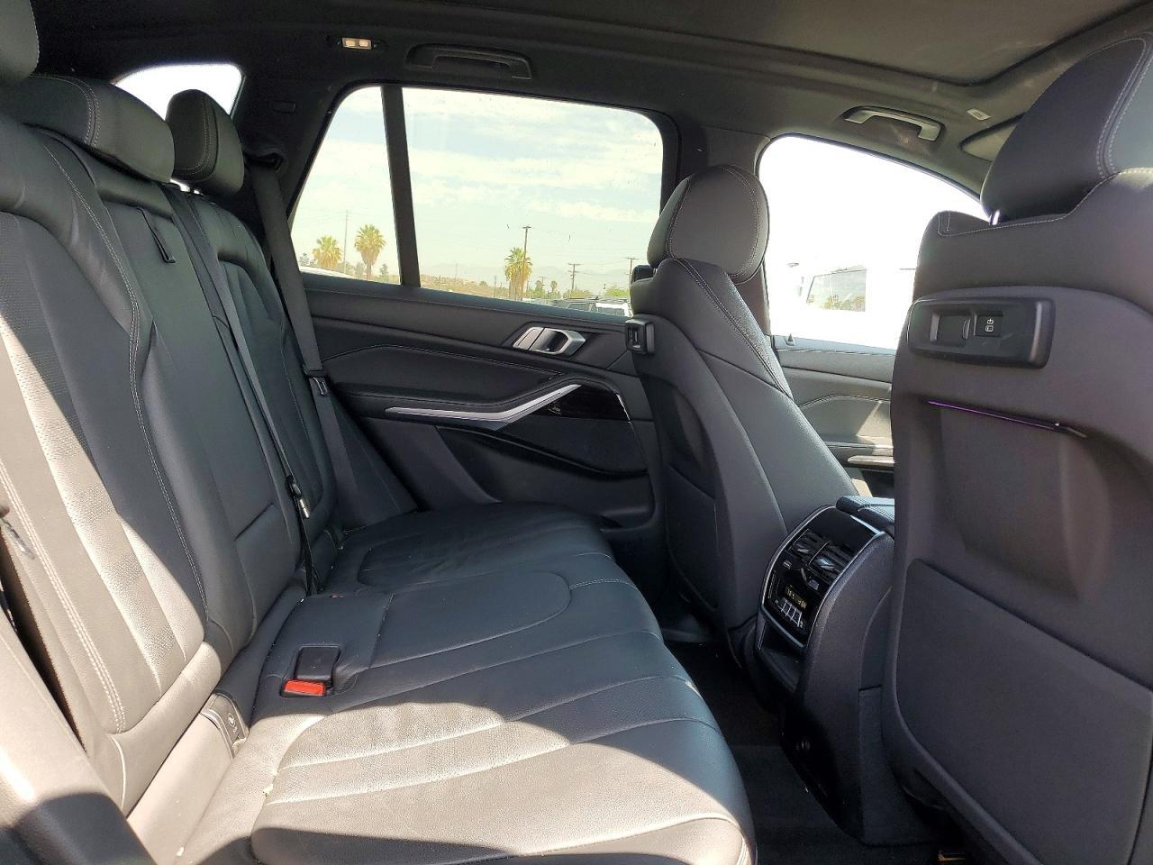2019 BMW X5 xDrive40I - zdjęcie 11
