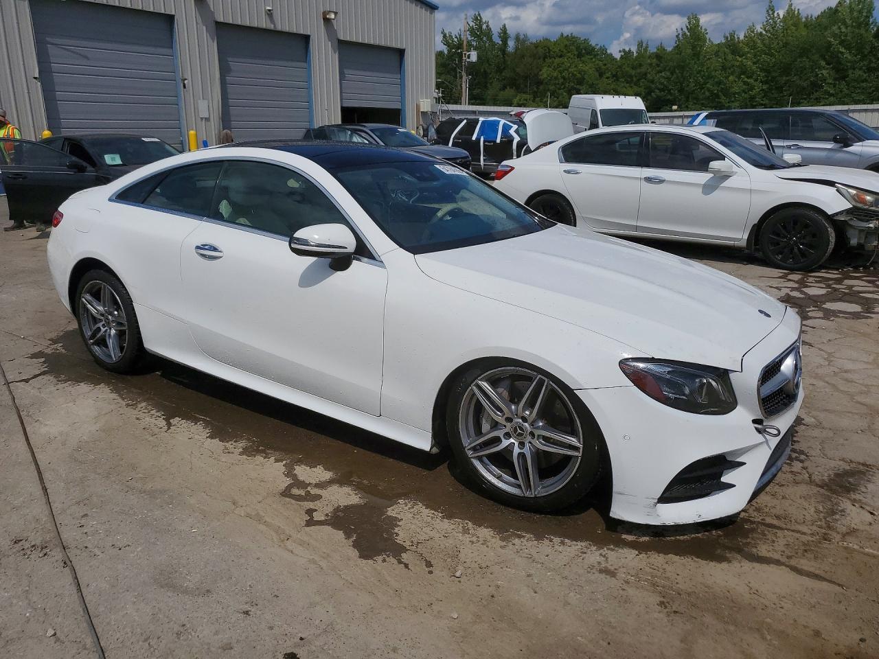 2018 Mercedes-Benz E 400 - zdjęcie 4