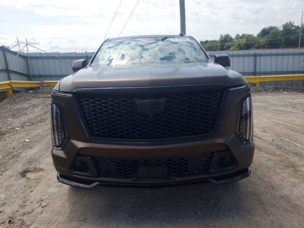 2025 Cadillac Escalade V - zdjęcie 5