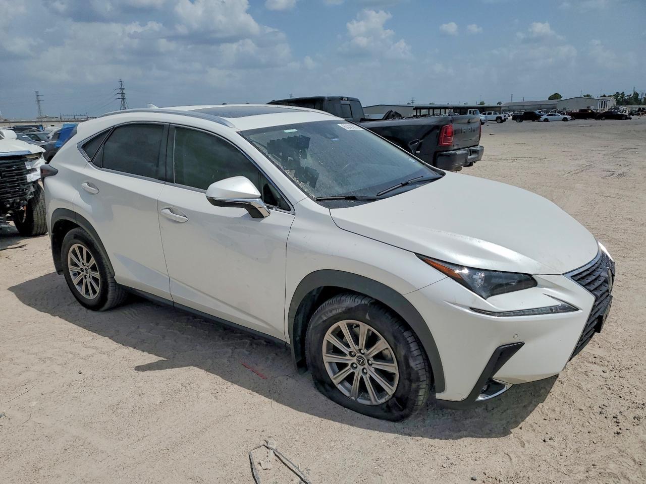 2021 Lexus Nx 300 Base - zdjęcie 4