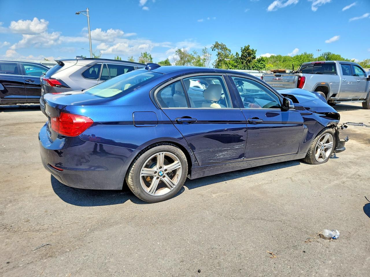 2014 BMW Seria 3 328i - zdjęcie 3