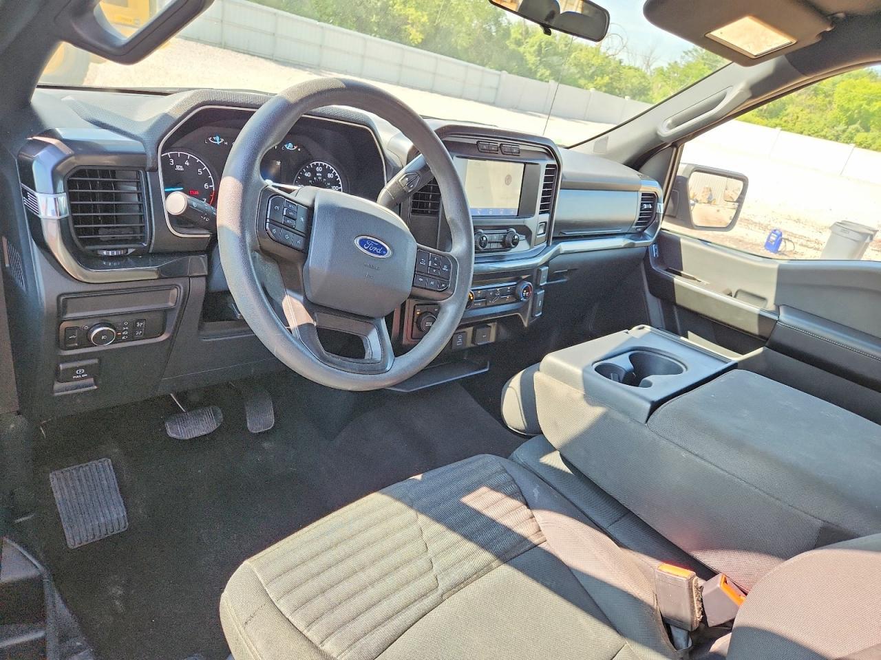 2021 Ford F150 Super Cab - zdjęcie 8
