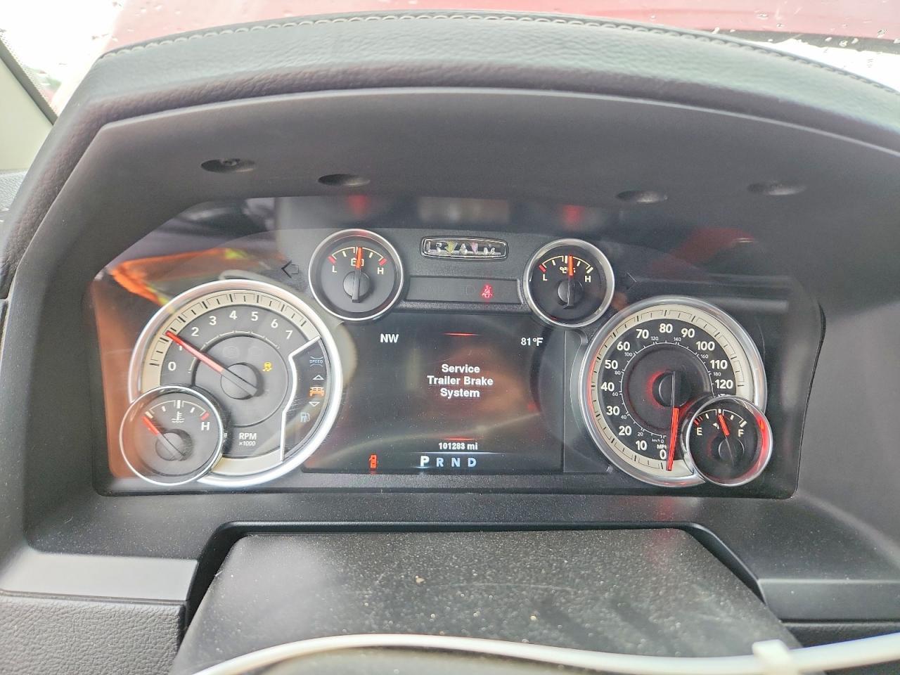 2014 Ram 1500 Sport - zdjęcie 9