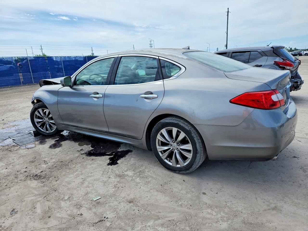 2013 Infiniti M37 Base - zdjęcie 2