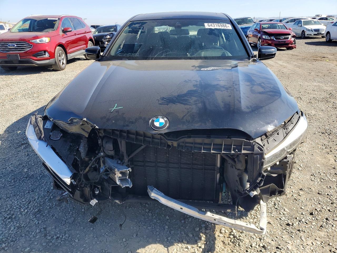 2021 BMW 750 Xi - zdjęcie 5