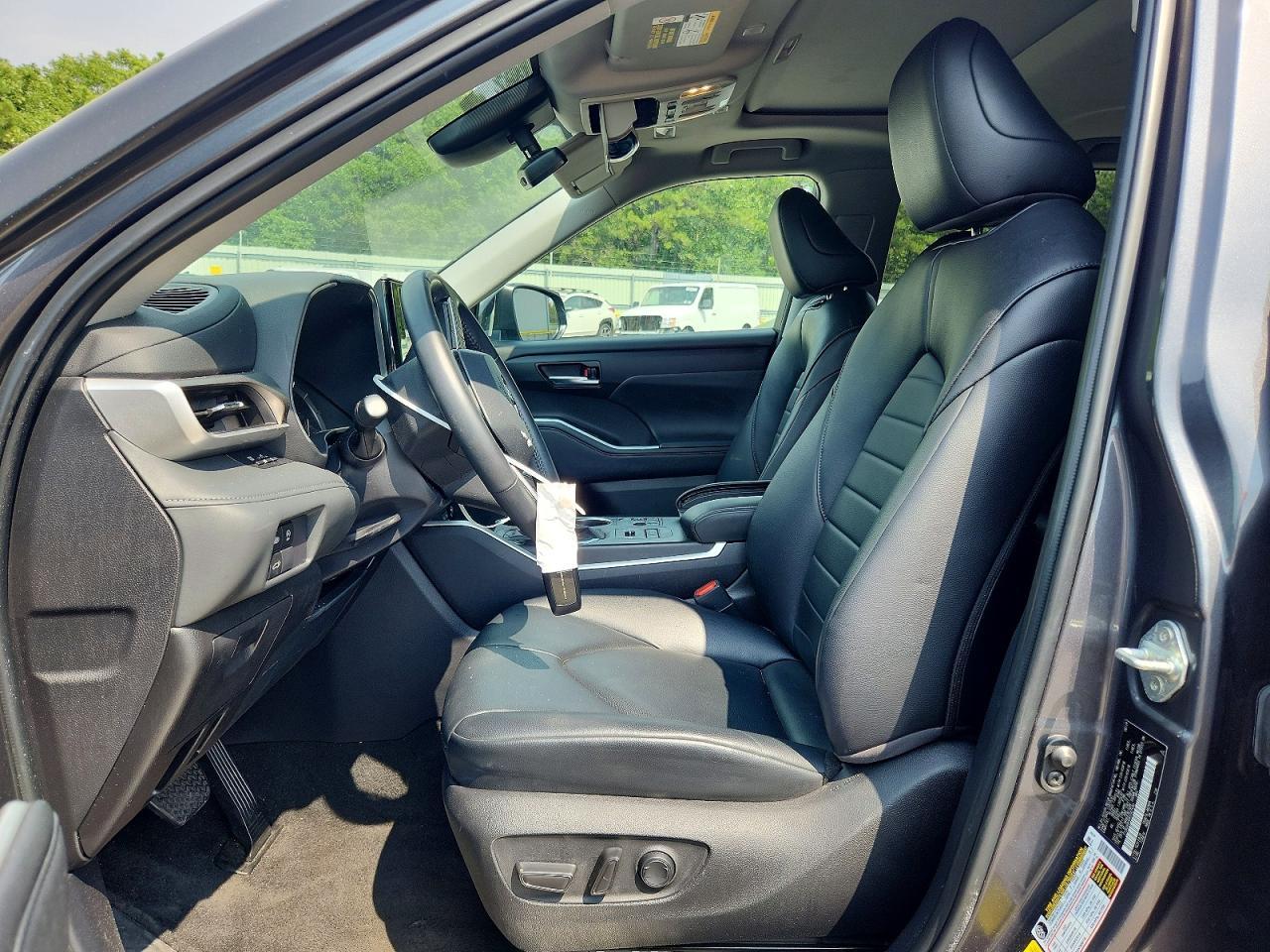 2024 Toyota Highlander Xle - zdjęcie 7