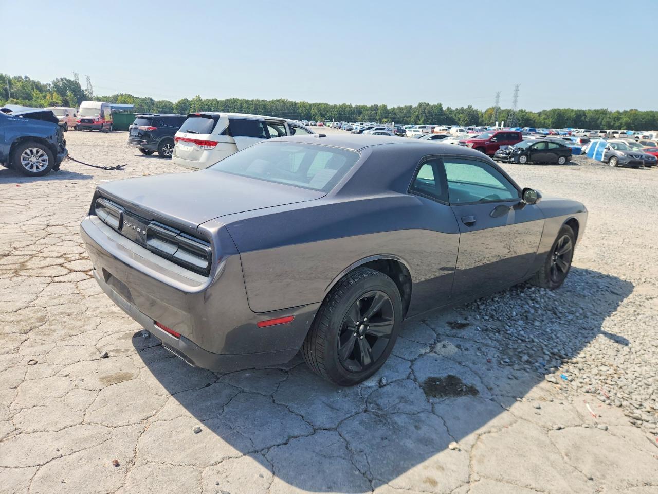 2015 Dodge Challenger Sxt - zdjęcie 3