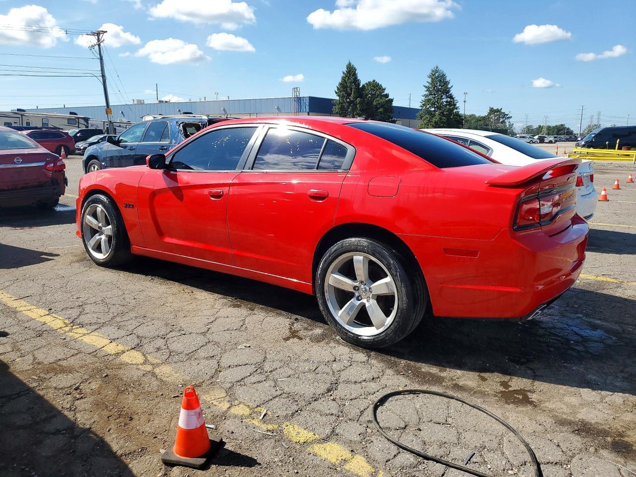 2014 Dodge Charger R/T - zdjęcie 2