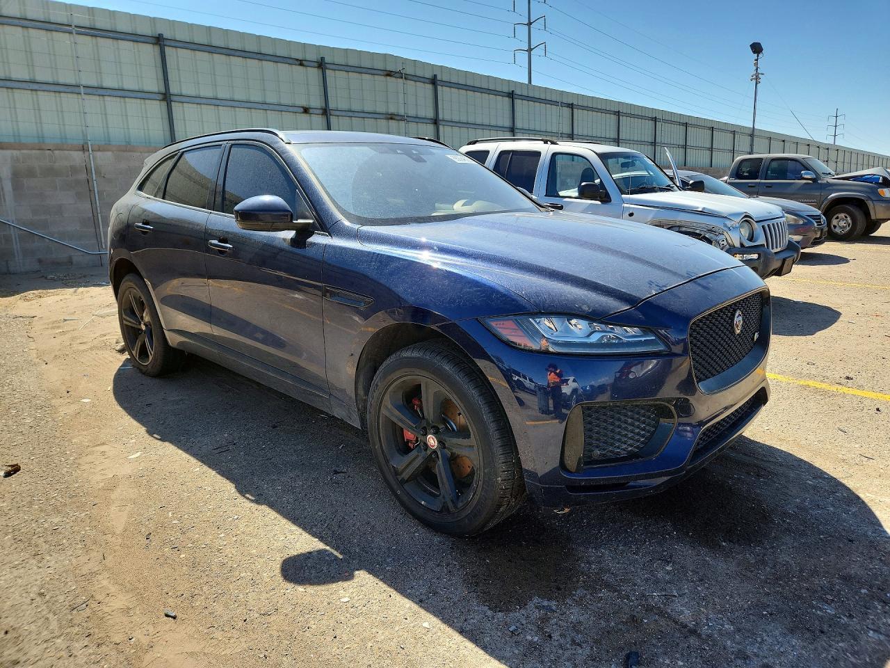 2017 Jaguar F-Pace S - zdjęcie 4