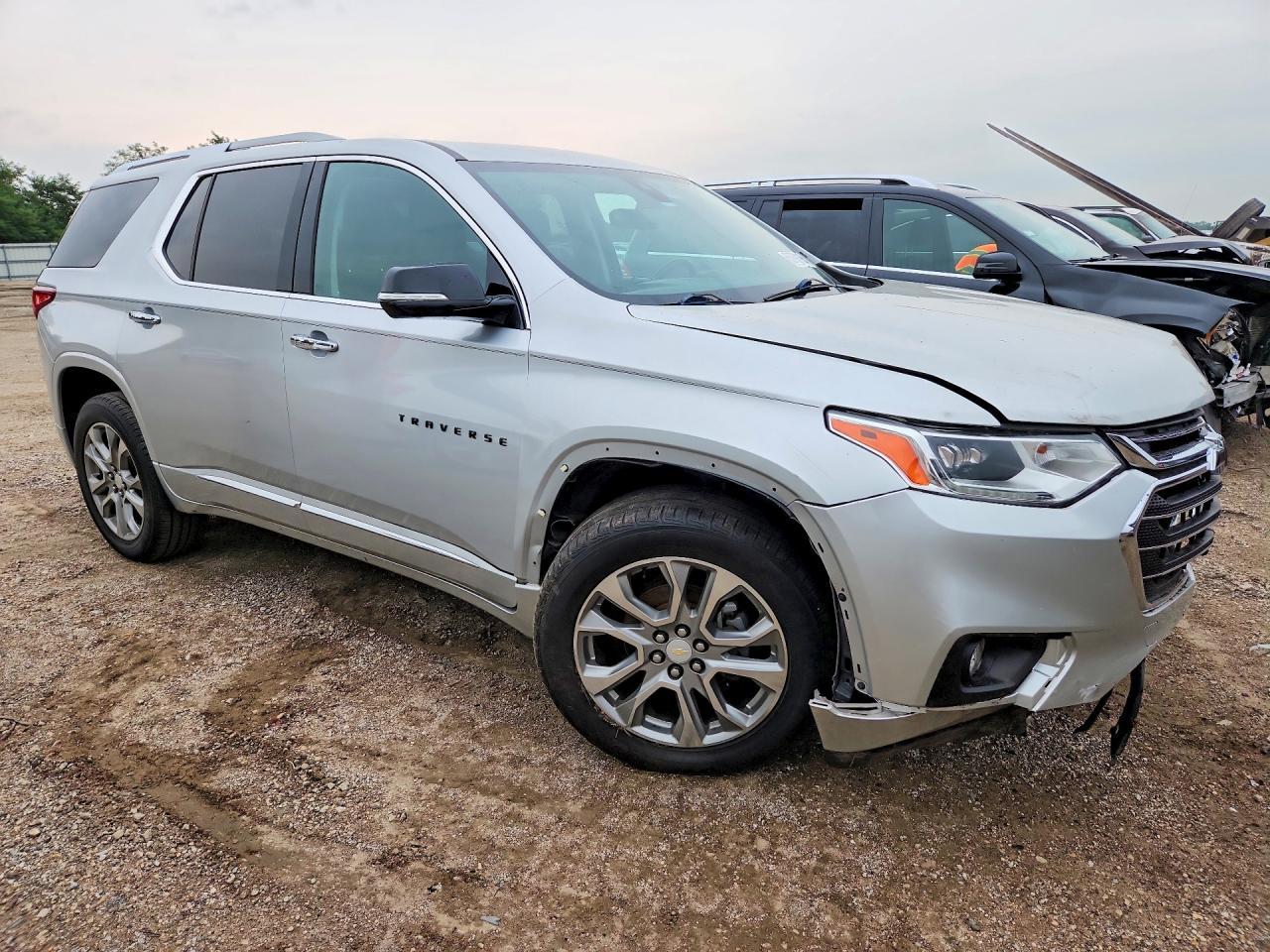2018 Chevrolet Traverse Premier - zdjęcie 4