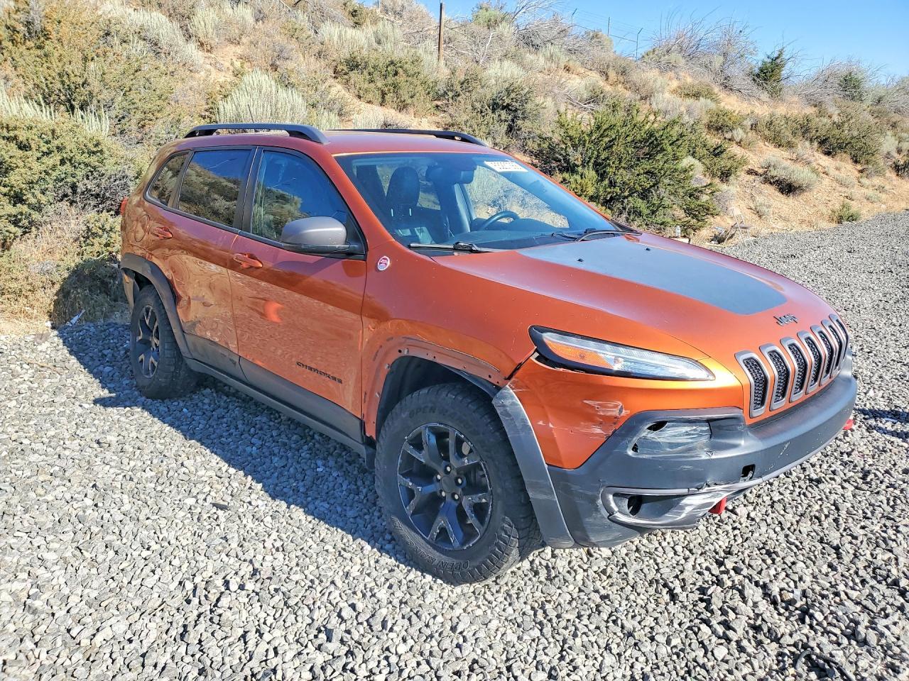 2015 Jeep Cherokee Trailhawk - zdjęcie 4