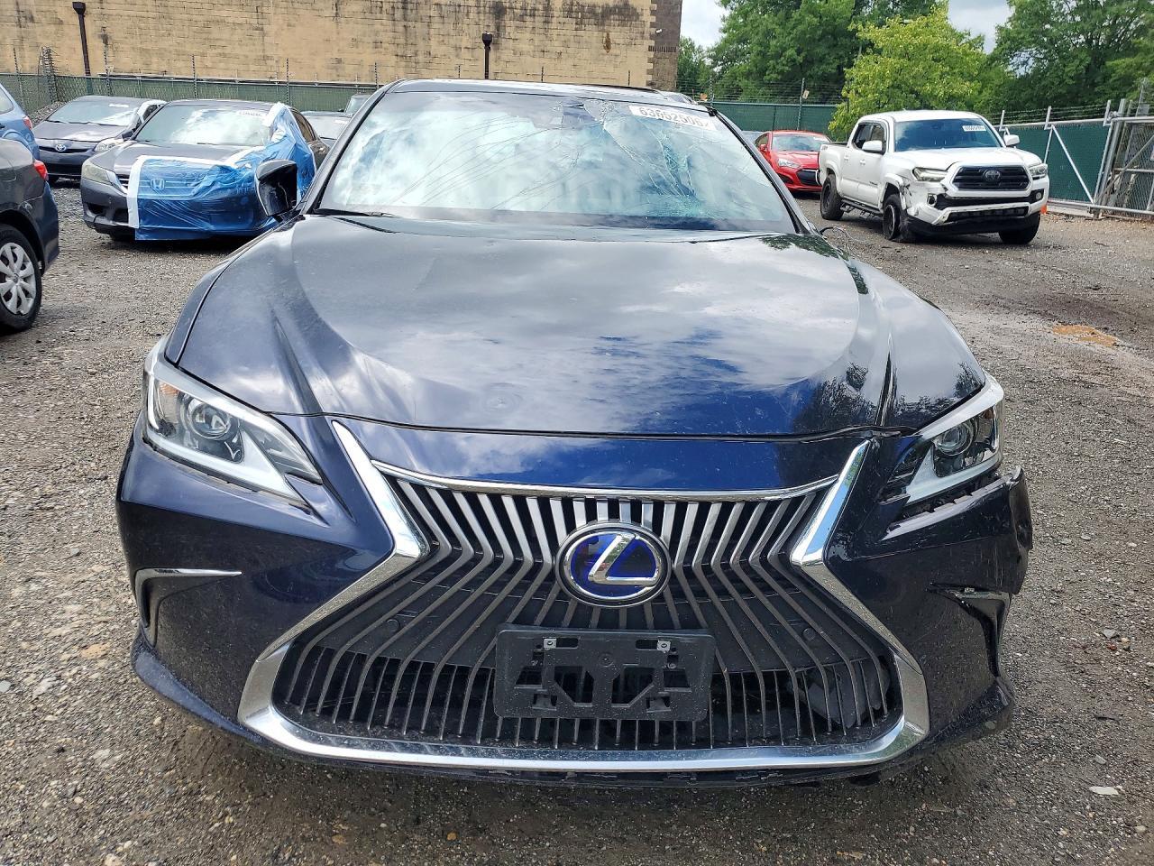 2021 Lexus Es 300H - zdjęcie 5