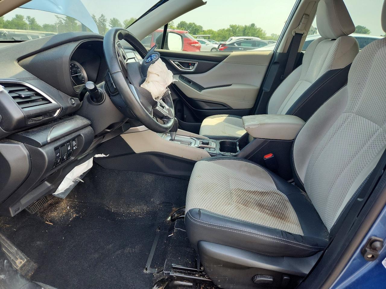 2020 Subaru Forester Premium - zdjęcie 7