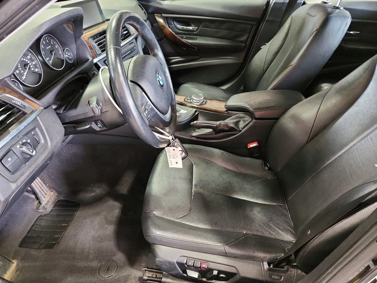 2015 BMW Seria 3 328i - zdjęcie 7