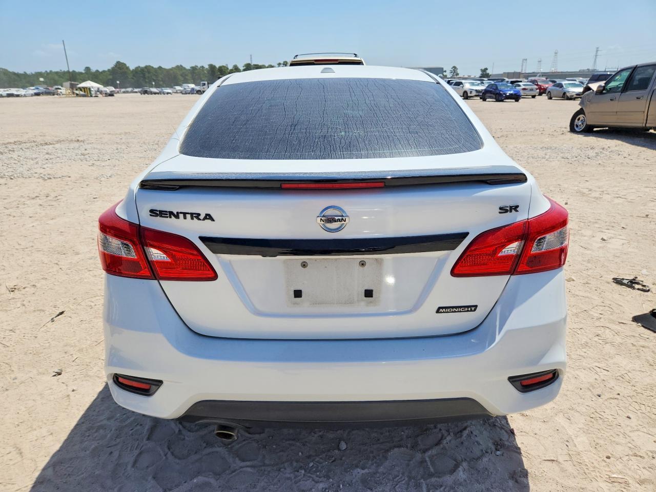 2018 Nissan Sentra Sr - zdjęcie 6