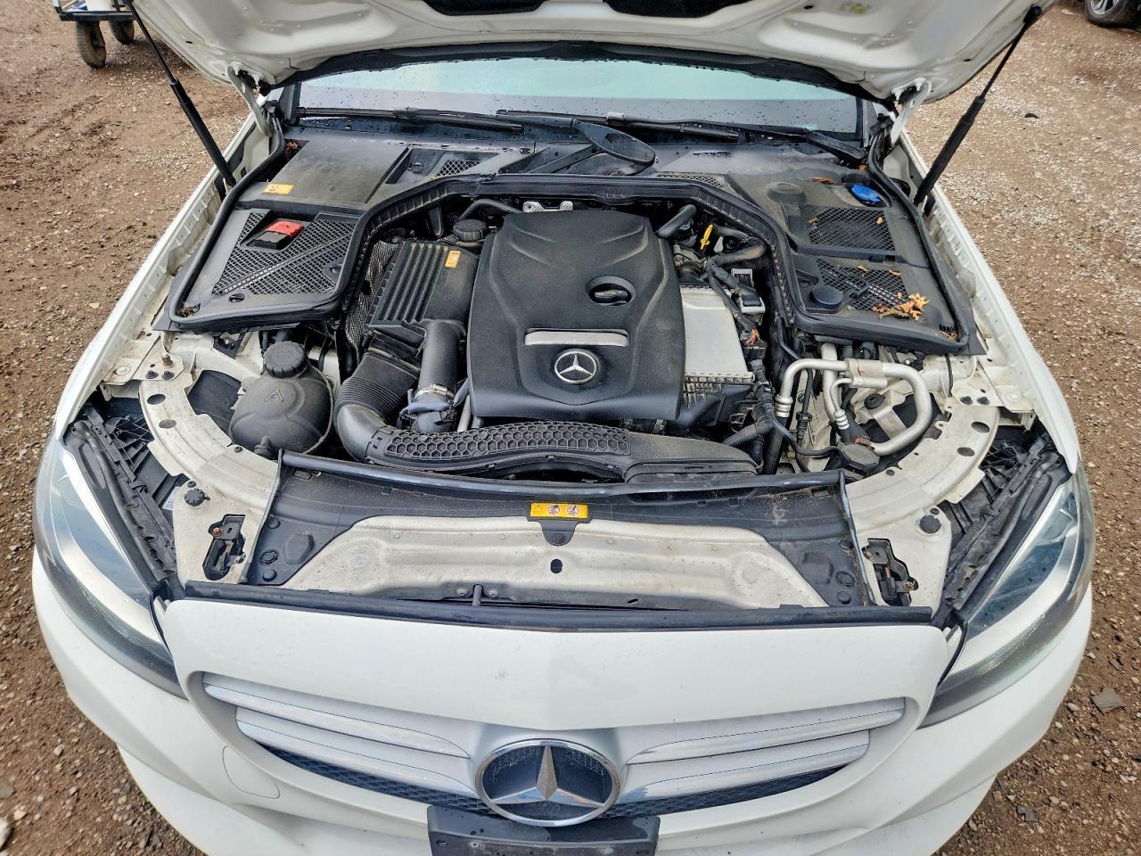 2015 Mercedes-Benz C 300 4Matic - zdjęcie 11