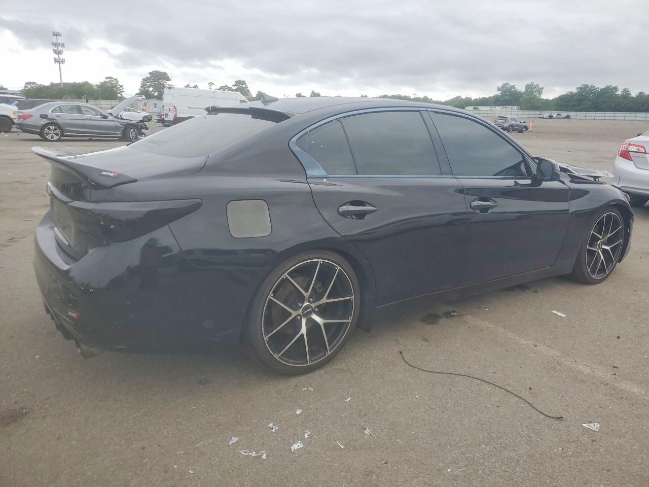 2018 Infiniti Q50 3.0T Luxe - zdjęcie 3