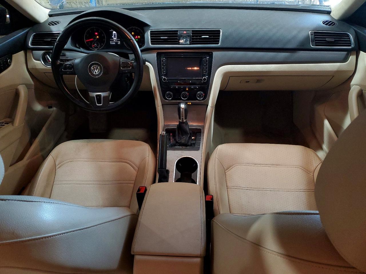 2014 Volkswagen Passat Se - zdjęcie 8