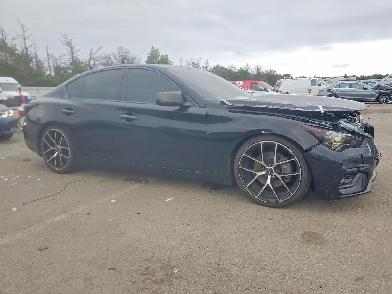 2018 Infiniti Q50 3.0T Luxe - zdjęcie 4