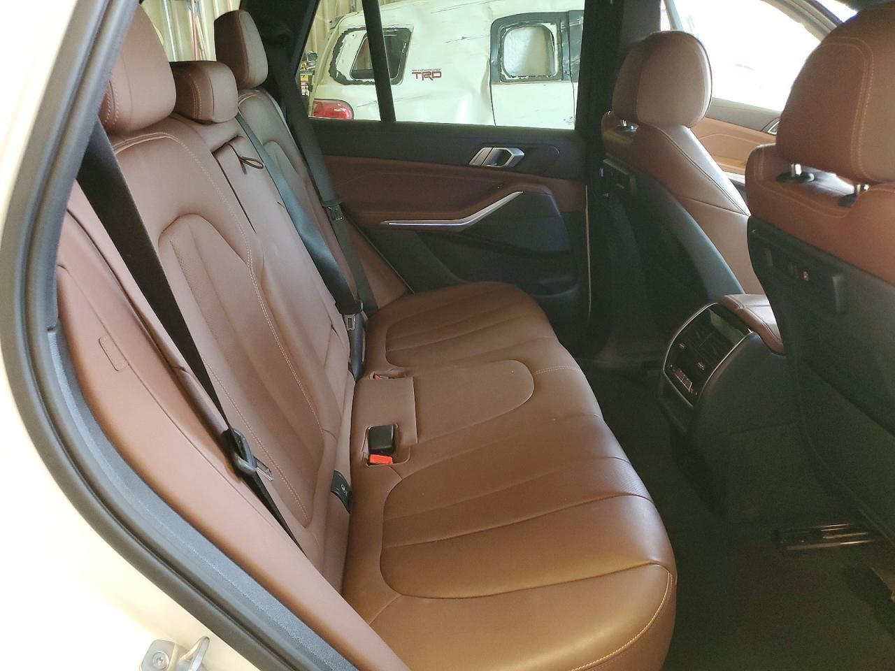 2022 BMW X5 xDrive40I - zdjęcie 11