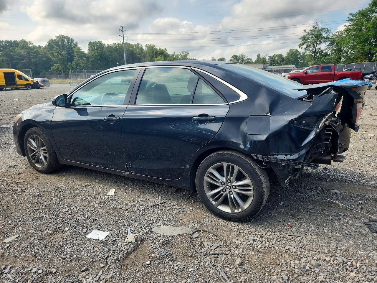 2015 Toyota Camry Se - zdjęcie 2