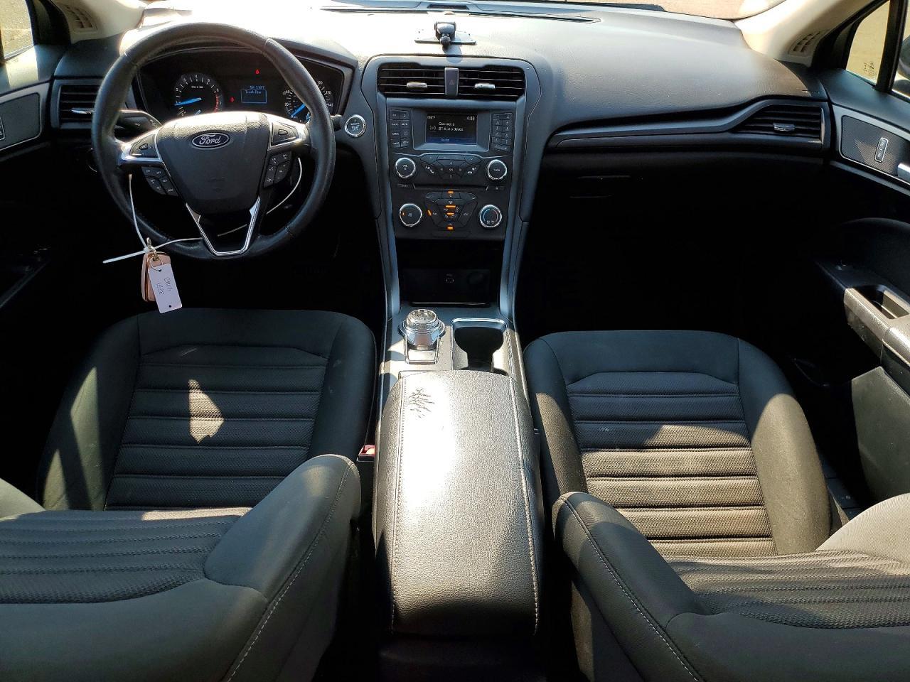 2018 Ford Fusion S - zdjęcie 8