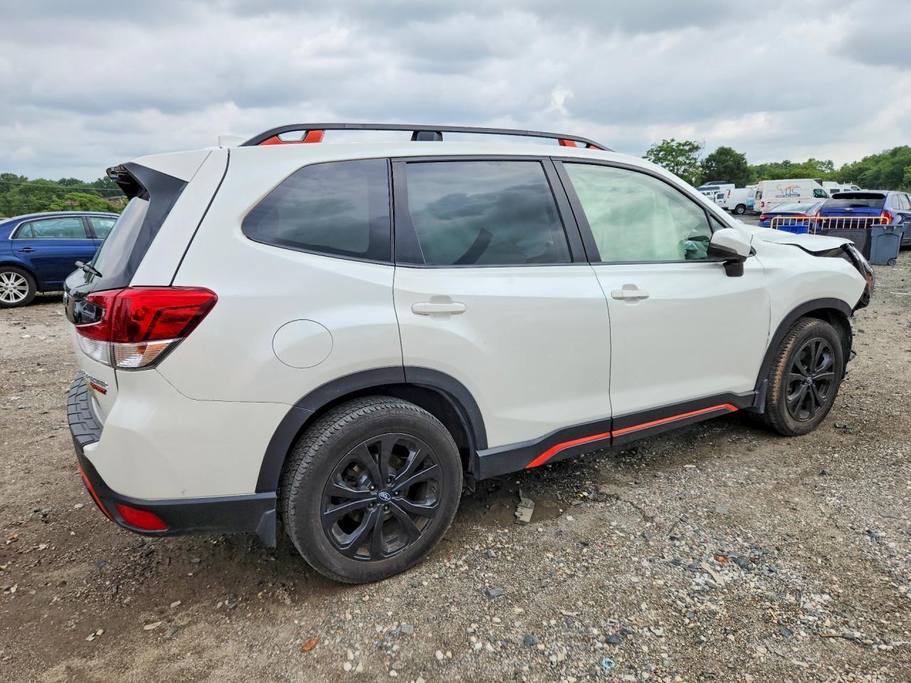 2019 Subaru Forester Sport - zdjęcie 3