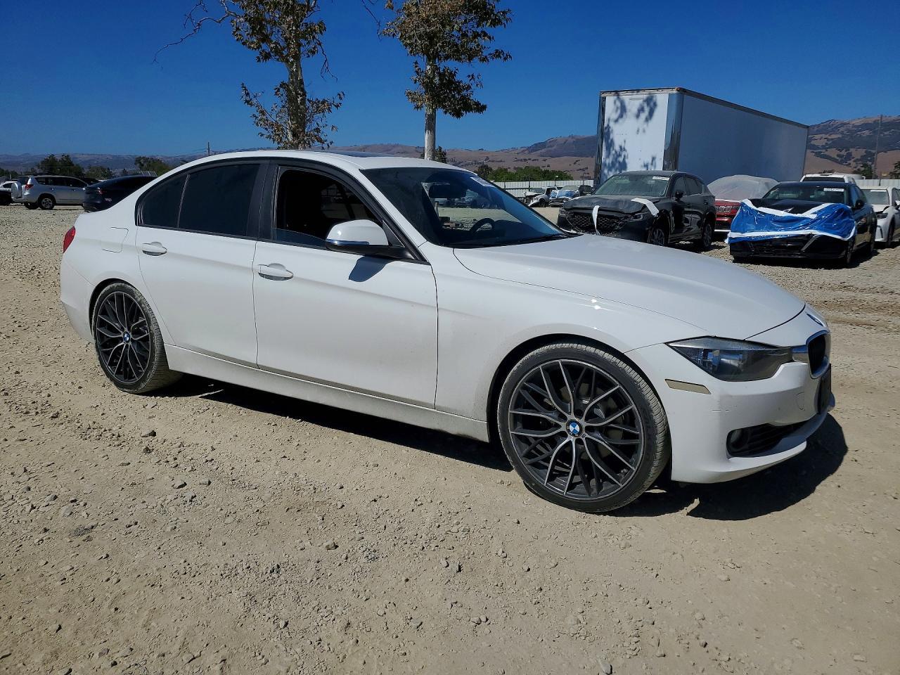 BMW Seria 3 - zdjęcie 4