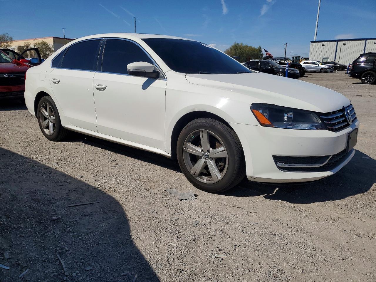 2013 Volkswagen Passat Se - zdjęcie 4