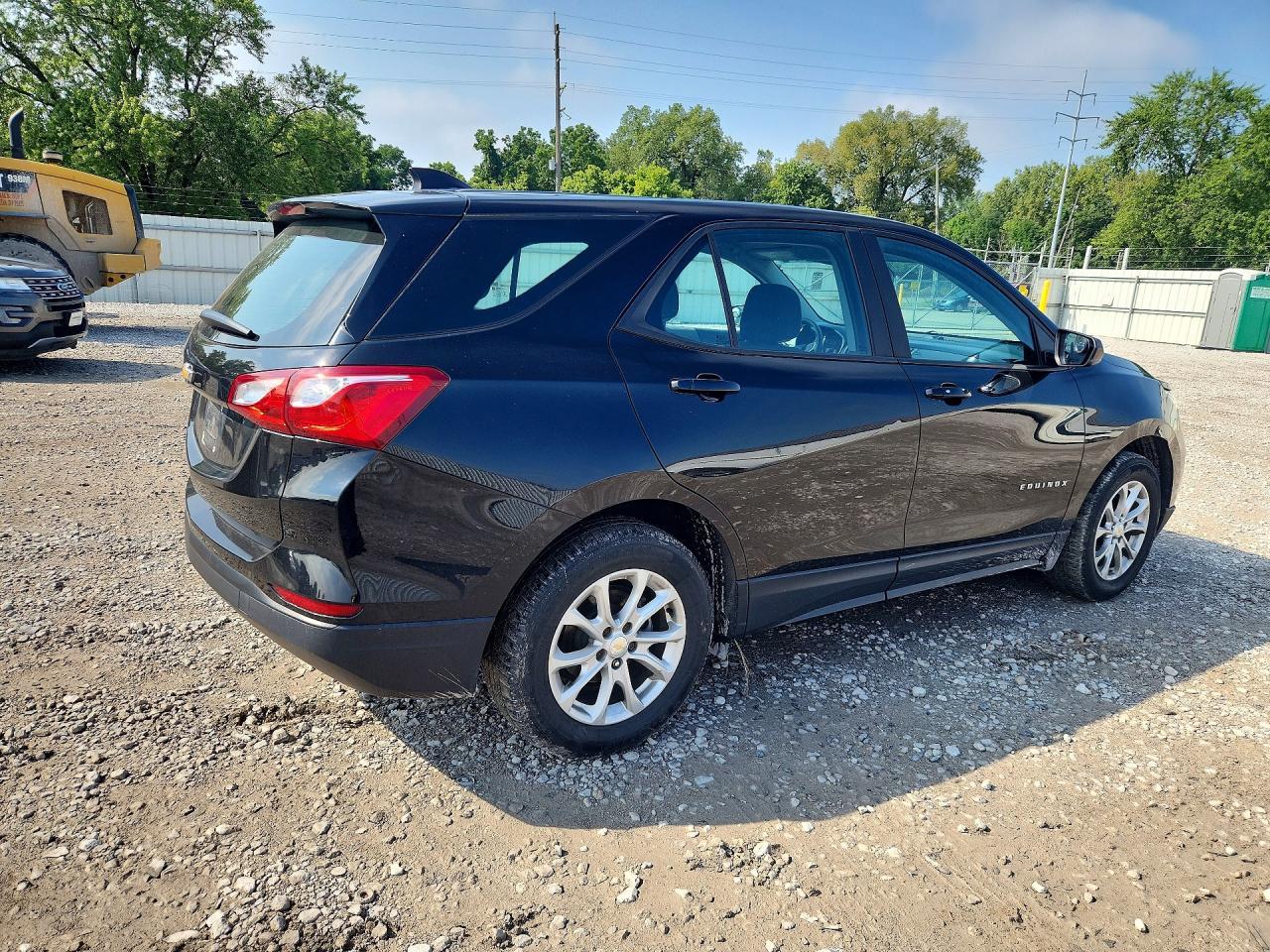 2020 Chevrolet Equinox Ls - zdjęcie 3