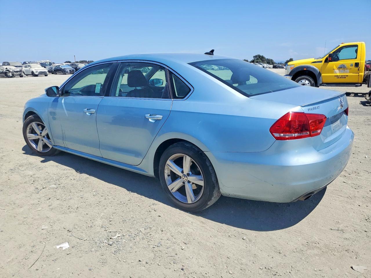 2013 Volkswagen Passat Se - zdjęcie 2