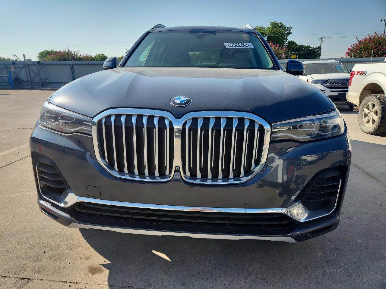 2020 BMW X7 xDrive40I - zdjęcie 5