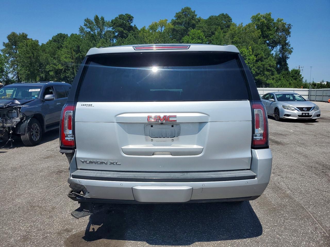 2019 GMC Yukon Xl C1500 Slt - zdjęcie 6